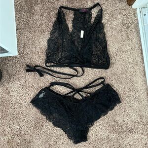 Lace Lingerie Set